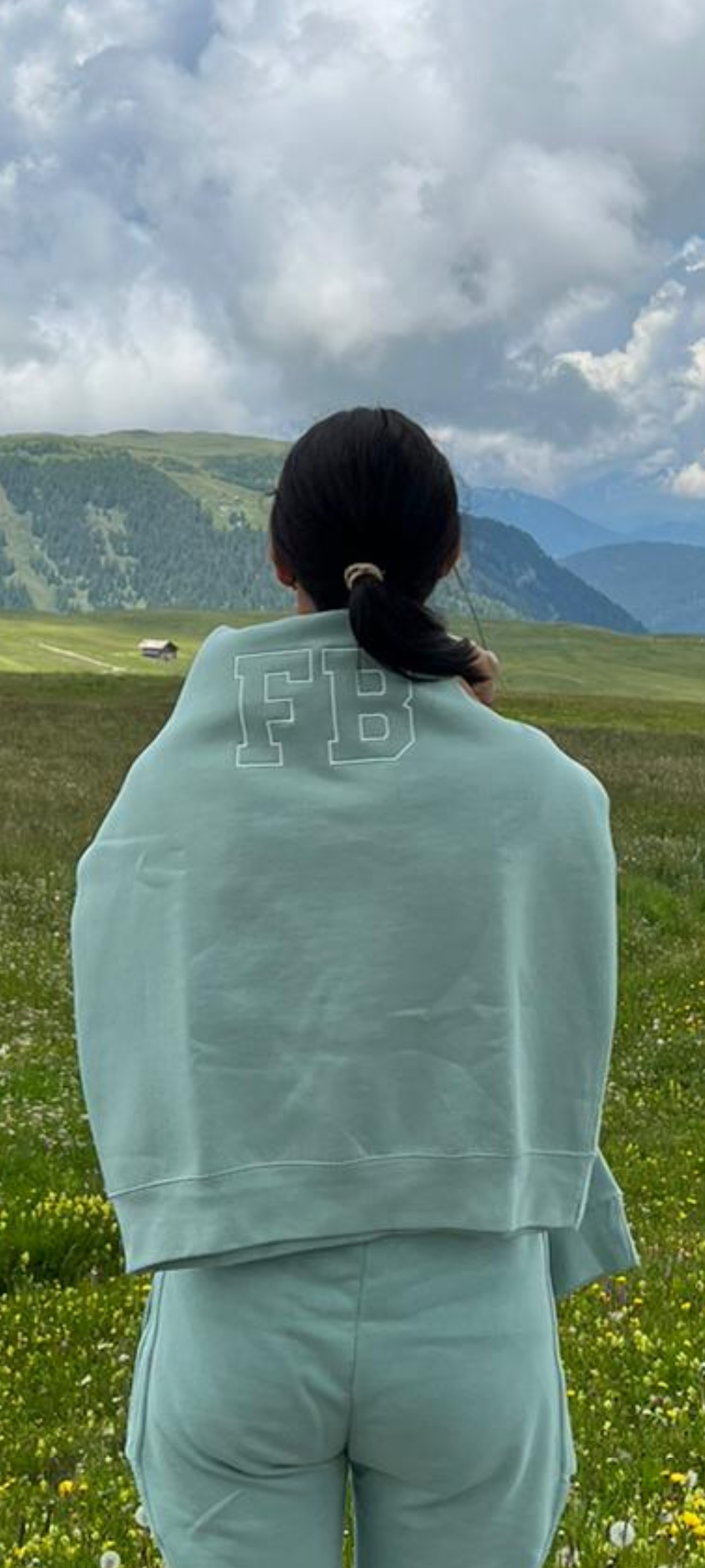 Felpa personalizzata con ricamo iniziali - immagine 6