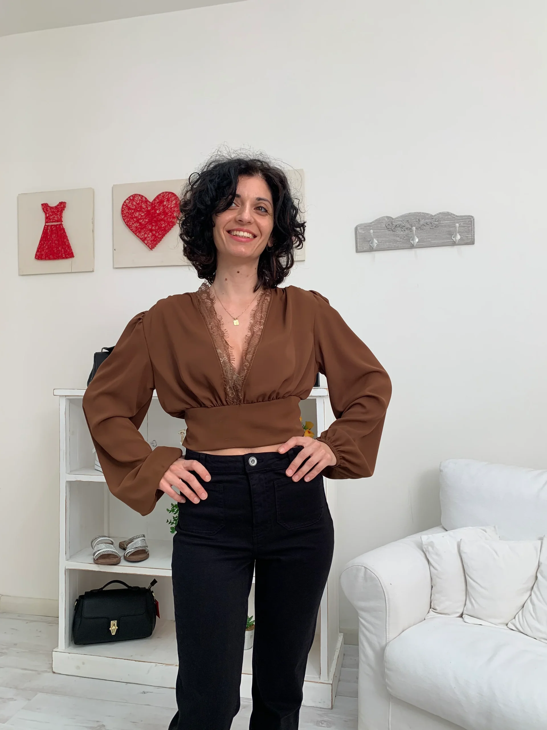 Top con pizzo BASIC - immagine 3