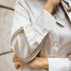 DANIEL & MAYER - CAMICIA IN SETA - BEIGE CON FIOCCO