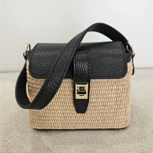 Borsa Bauletto In Rafia Con Tracolla Dorata Lung.18 Cm H. 14cm - Divisione Chickster's cod. M3548