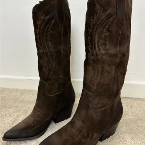 Texano Alto Ricamato Camoscio - Via Mondana cod. IGNACIA