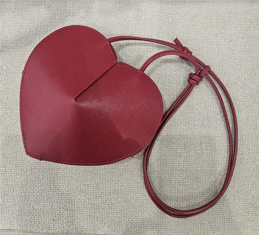 Borsa Cuore In Pelle Con Zip E Tracolla - Divisione Chickster's cod. M3567 - immagine 3