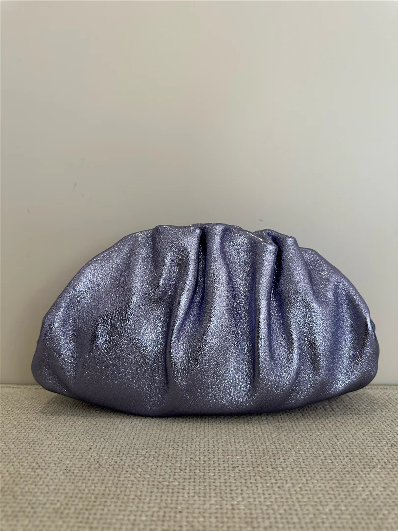 Borsa Pasticcino Piccola Laminata Con Tracolla Dorata - Divisione Chickster's cod. M3540