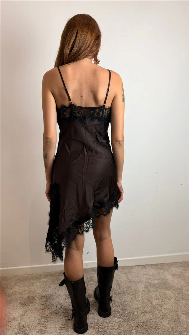 Abito Asimmetrico Con Inserti In Pizzo - Vicolo cod. TF1154 - immagine 4