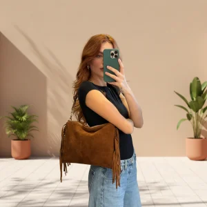 Borsa In Camoscio Con Frange Con Tracolla Lung. Cm 35 Alt Cm 27 - Divisione Chickster's cod. M3583