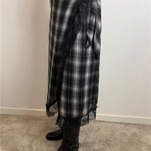 Gonna Lunga Portafoglio Con Pizzo Lungo Profilo - Haveone cod. GMA_P060