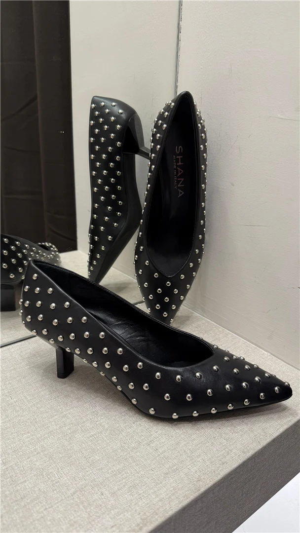 Decollete Con Borchie Tacco Cm 7 - Shana cod. TED 842/50 - immagine 4