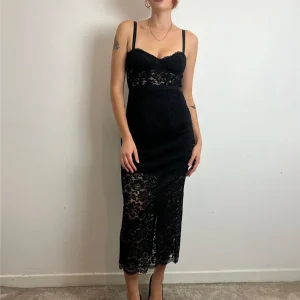 Abito Midi In Pizzo Con Spalline E Scollo Cuore - Imperial cod. AFVZKMA