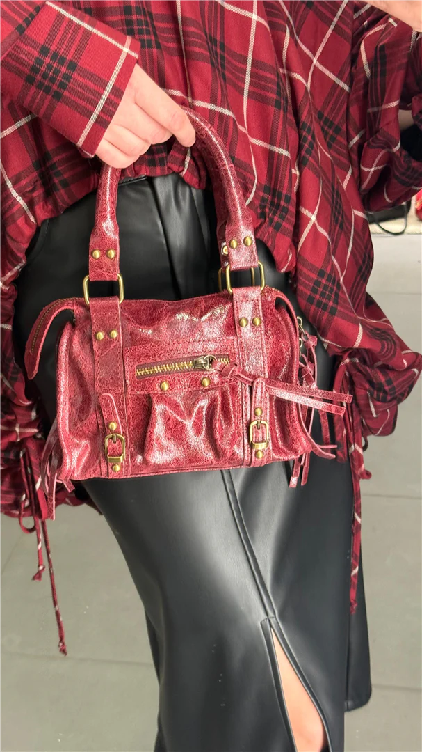 Borsa Luna Nodo In Camoscio Con Tracolla Lunga - Divisione Chickster's cod. M3589 - immagine 3