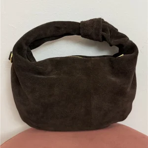 Borsa Luna Nodo In Camoscio Con Tracolla Lunga - Divisione Chickster's cod. M3589