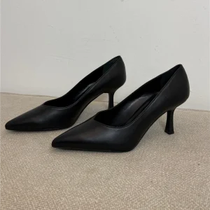 Decolletè In Pelle Ovyè Tacco Cm 7 - Ovye' cod. 25/AT7110NAP