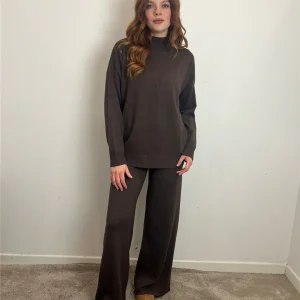 Completo In Maglia Pull Mezzocollo E Pantalone Palazzo - Please cod. N49779136