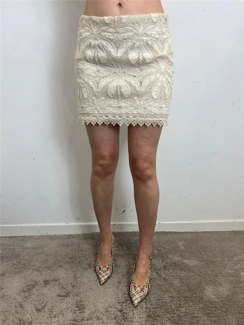 Gonna Mini In Pizzo Macramè - Philia Loft cod. D02E0212 - immagine 3