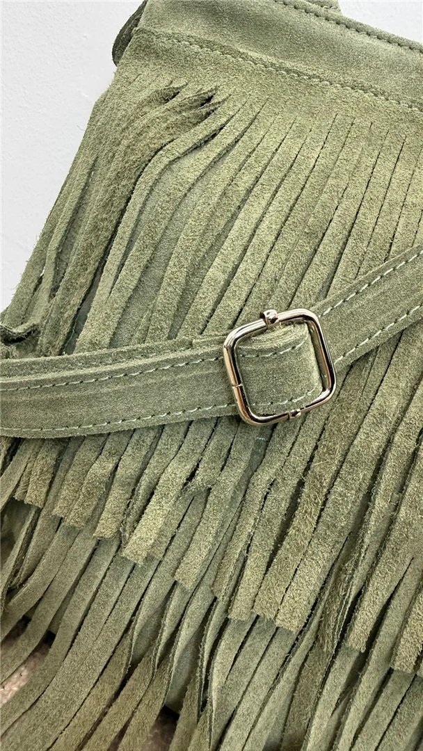 Borsa A Tracolla Rettangolare Con Frange Frontali Lung. Cm 31 H. Cm 30 - Divisione Chickster's cod. M3596 - immagine 3