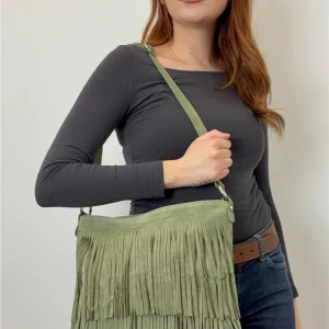 Borsa A Tracolla Rettangolare Con Frange Frontali Lung. Cm 31 H. Cm 30 - Divisione Chickster's cod. M3596