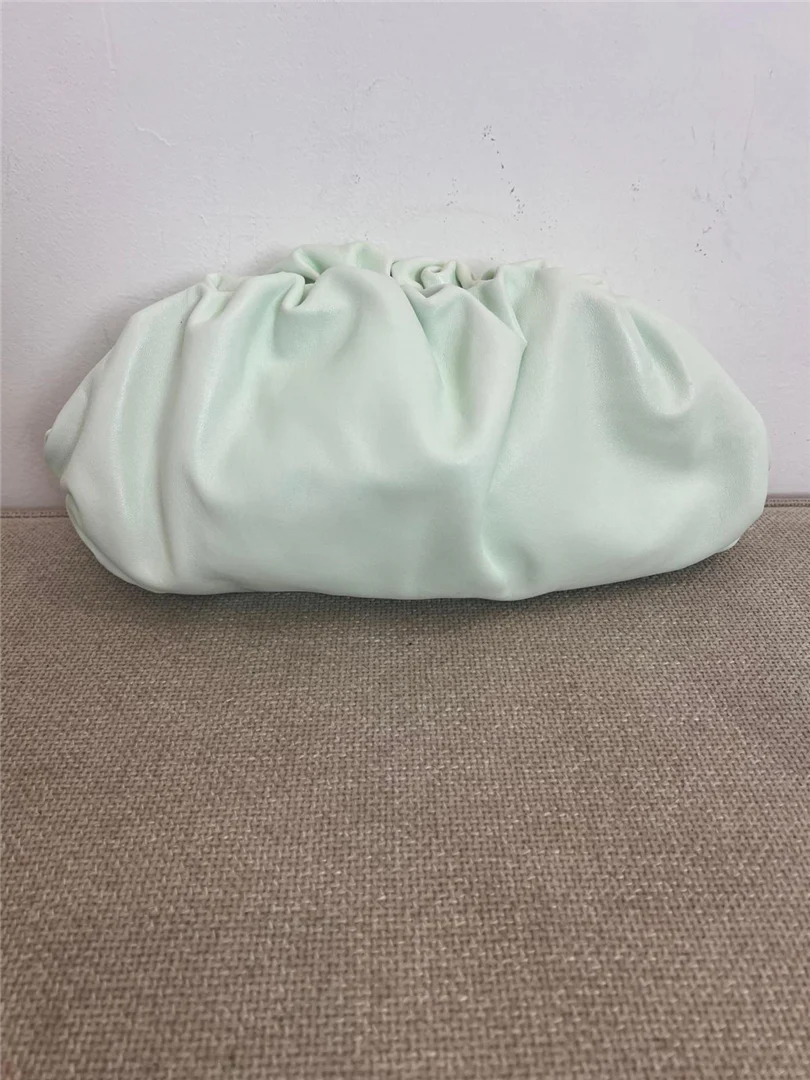 Borsa Pasticcino Grande Con Tracolla Argento Lung. Cm 34 H. Cm 20 - Divisione Chickster's cod. M3538 - immagine 5