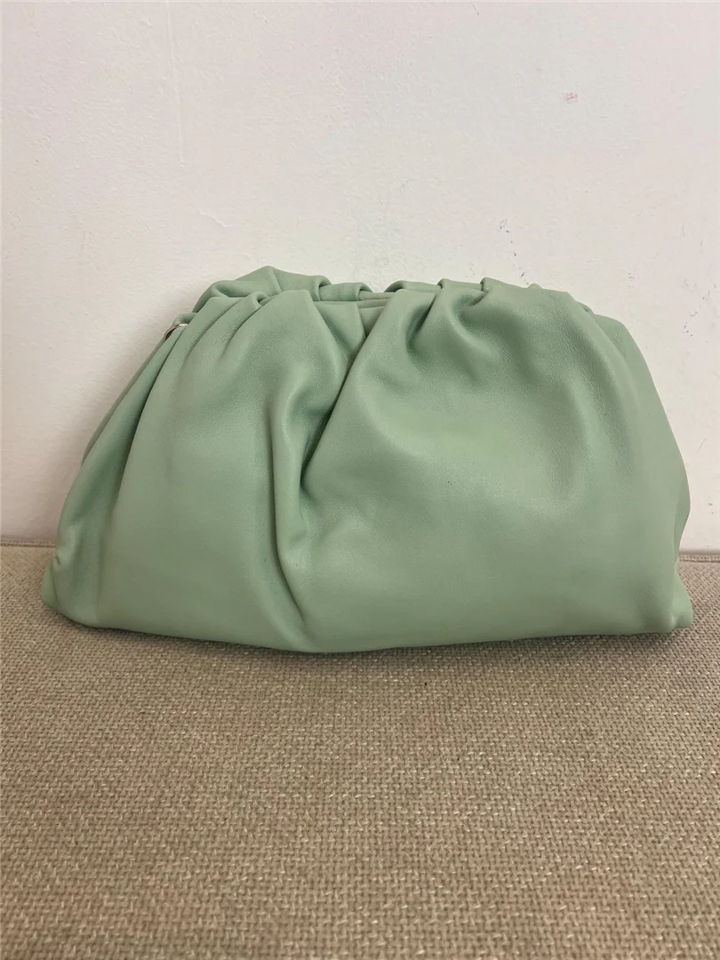 Borsa Pasticcino Grande Con Tracolla Argento Lung. Cm 34 H. Cm 20 - Divisione Chickster's cod. M3538 - immagine 7