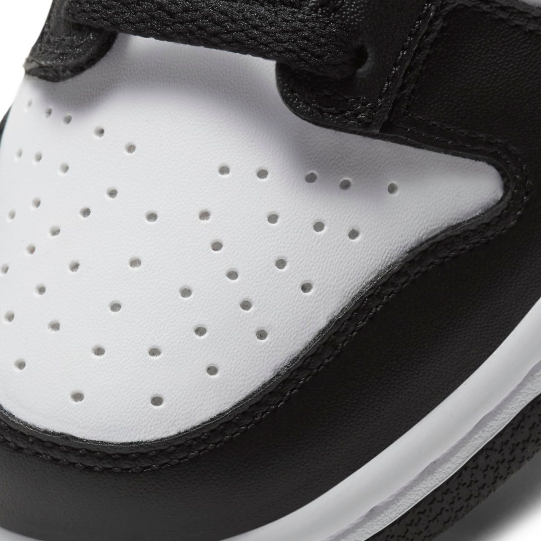 Nike Dunk Low (GS) – Black/White - immagine 5