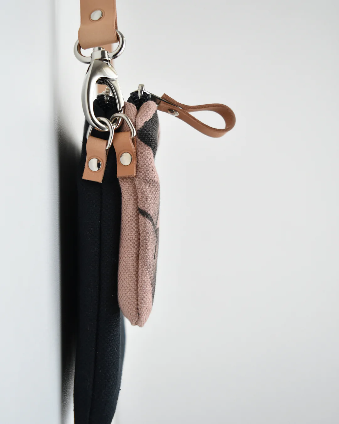 Tracolla doppia CAMELIA nero + rosa antico gingko nero - immagine 5