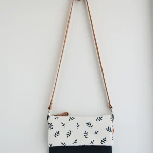 Tracolla doppia CAMELIA blu + bianco germogli