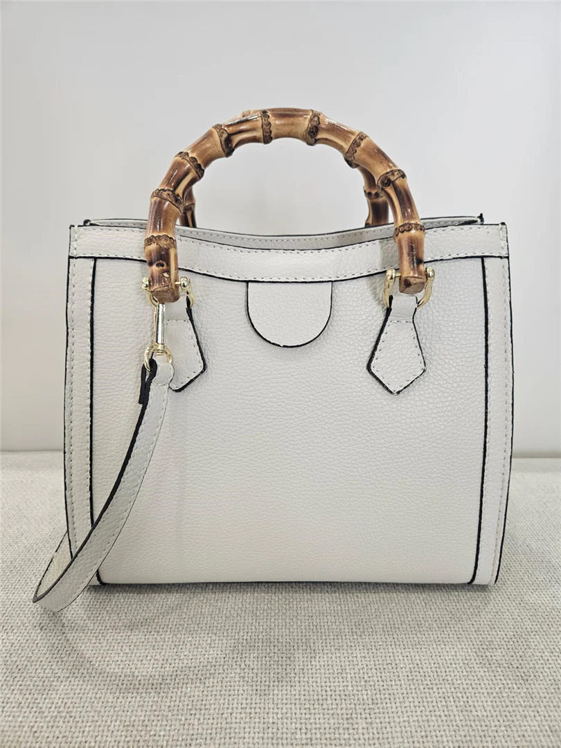 Borsa In Pelle Grande Con Manici Legno Cm 28 X Cm 24 - Divisione Chickster's cod. M3529 - immagine 6