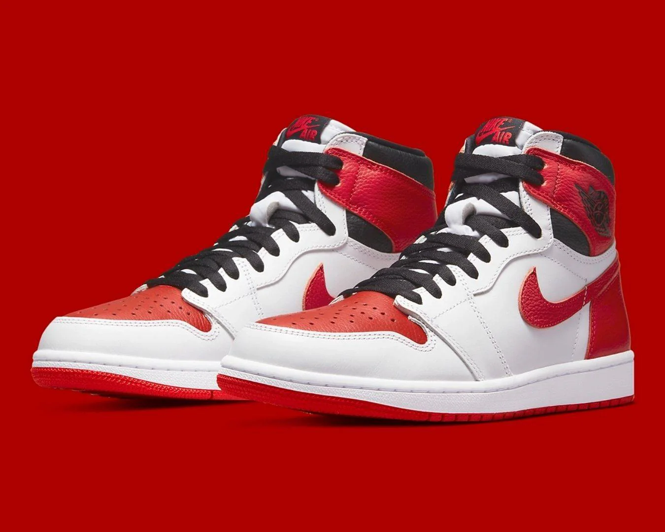 NIKE AIR JORDAN 1 RETRO HIGH OG 555088-161 - immagine 3