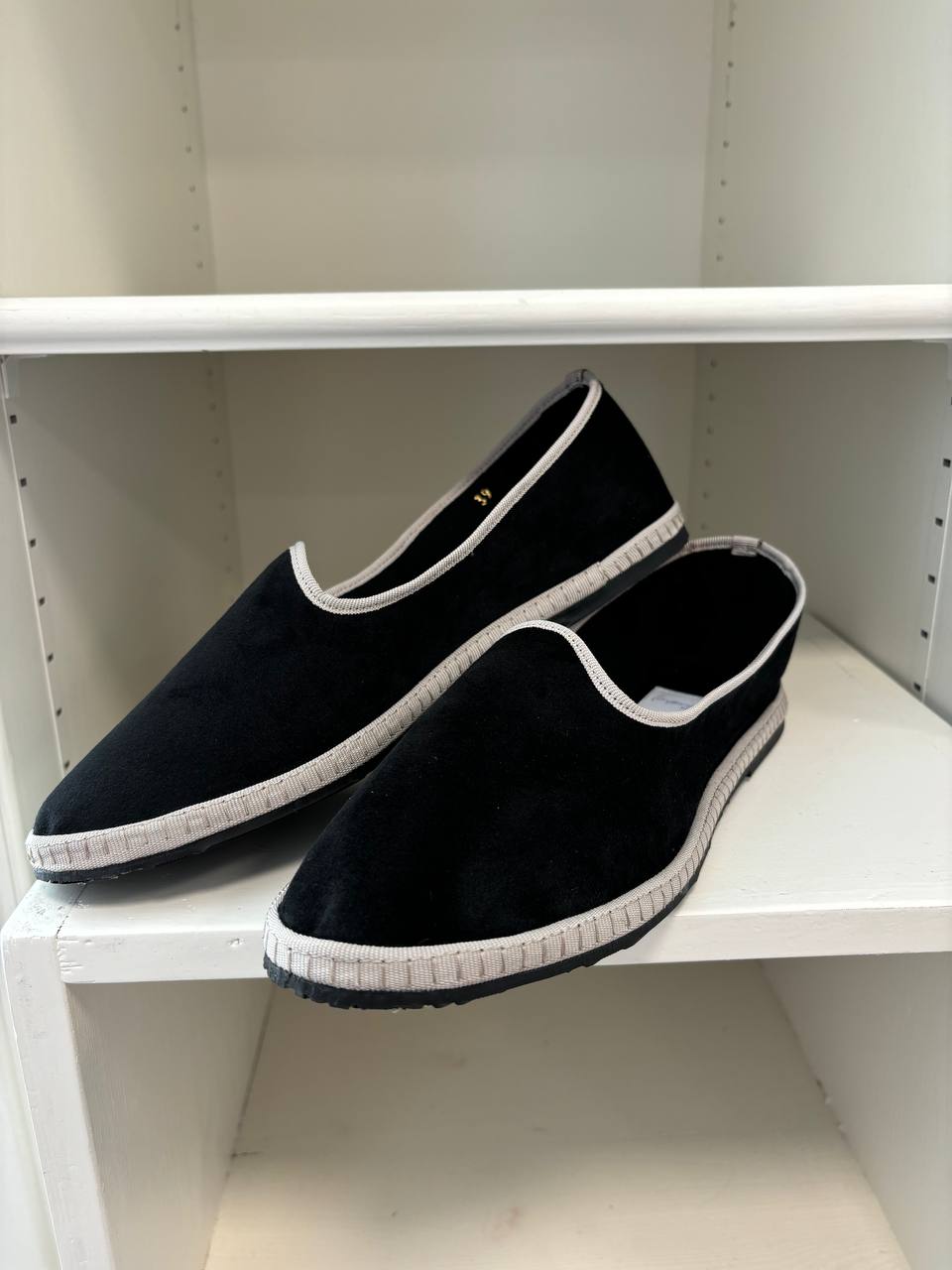 Friulana classica Paola adulto