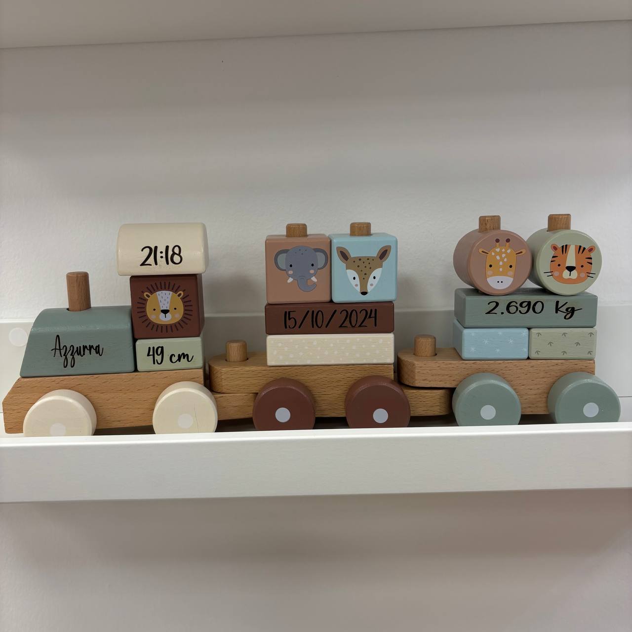 Trenino in legno personalizzabile - immagine 3